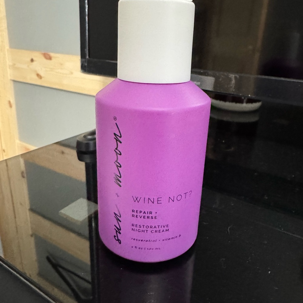 Sun and Moon Purple Restorative Night Cream